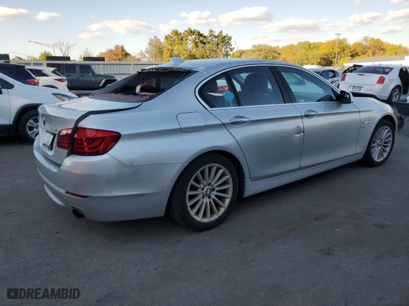 2011 BMW 5 Series 535i xDrive with VIN WBAFU7C56BDU54454, listed as a Copart auction lot 75208114 with 0 mi miles and Salvage Title. Bid and sale history available at carsss.com. Image 3.