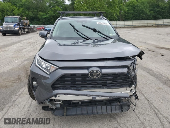 2021 Toyota RAV4 XLE Premium with VIN 2T3A1RFV2MC162689, listed as a Copart auction lot 63643255 with 24,735 mi miles and Salvage title. Bid and sale history available at DreamBid. Image 5.
