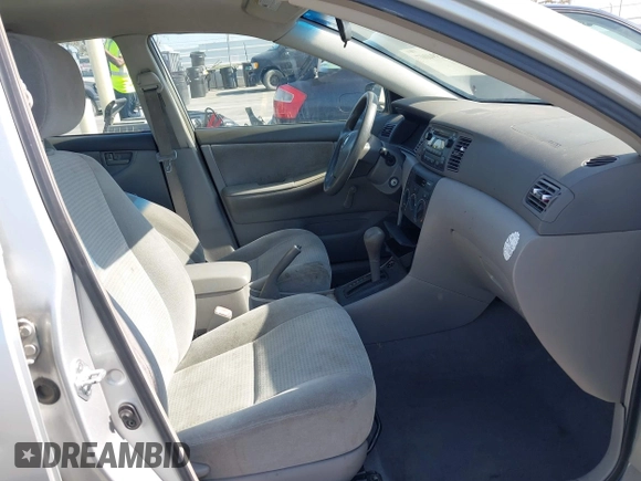 2007 Toyota Corolla CE z VIN 1NXBR32E57Z802566, wystawiony jako IAAI lot #42394007 z przebiegiem 195 301 mil mil oraz . Historia ofert i sprzedaży dostępna na DreamBid. Obrazek 5.