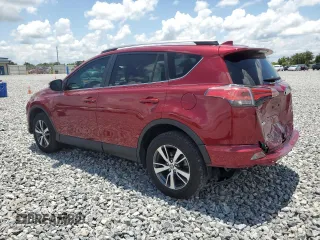 2018 Toyota RAV4 XLE with VIN 2T3WFREV7JW477541, listed as a Copart auction lot 64756575 with 59,779 mi miles and Salvage title. Bid and sale history available at DreamBid. Image 2.