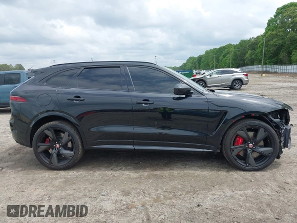 2022 Jaguar F-Pace SVR z VIN SADCZ2EE0NA702862, wystawiony jako IAAI lot #42129192 z przebiegiem 20 580 mil mil oraz . Historia ofert i sprzedaży dostępna na DreamBid. Obrazek 14.