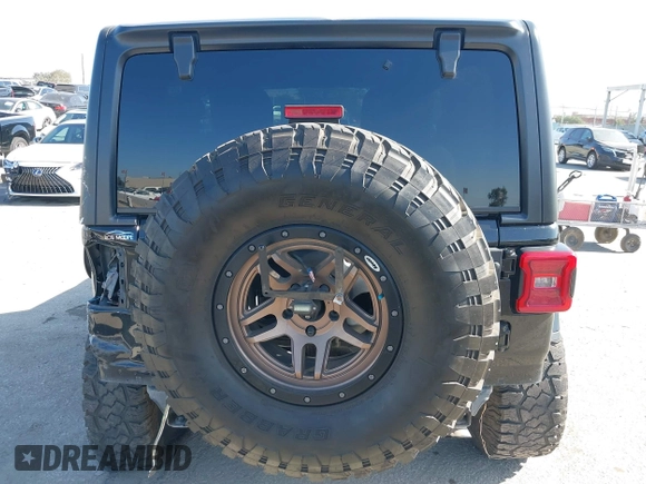 2018 Jeep Wrangler Sport with VIN 1C4GJXANXJW302523, listed as a IAAI auction lot 42527455 with 101,320 mi miles and . Bid and sale history available at DreamBid. Image 16.