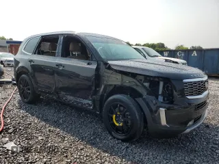 2020 Kia Telluride SX with VIN 5XYP54HC5LG088077, listed as a Copart auction lot 58829845 with 79,332 mi miles and Salvage title. Bid and sale history available at DreamBid. Image 4.