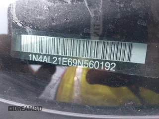 2009 Nissan Altima 2.5 z VIN 1N4AL21E69N560192, wystawiony jako IAAI lot #42030783 z przebiegiem 179 859 mil mil oraz . Historia ofert i sprzedaży dostępna na DreamBid. Obrazek 9.