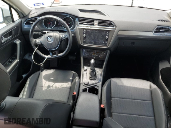 2018 Volkswagen Tiguan SEL z VIN 3VV2B7AX8JM156391, wystawiony jako Copart lot #56233975 z przebiegiem 85 166 mil mil oraz Szkoda całkowita • Salvage title. Historia ofert i sprzedaży dostępna na DreamBid. Obrazek 8.