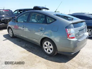 2004 Toyota Prius with VIN JTDKB20U840035148, listed as a IAAI auction lot 42086608 with 87,207 mi miles and . Bid and sale history available at DreamBid. Image 3.