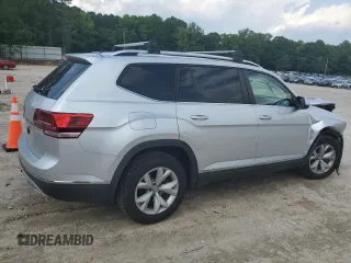 2018 Volkswagen Atlas SEL with VIN 1V2ER2CA7JC517354, listed as a Copart auction lot 57041865 with 118,126 mi miles and Salvage title. Bid and sale history available at DreamBid. Image 3.
