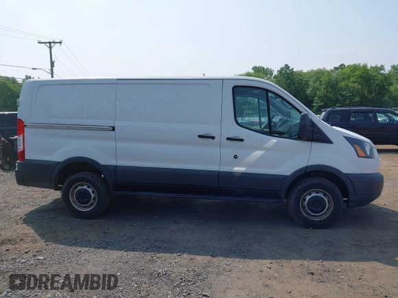 2015 Ford Transit Cargo z VIN 1FTNR1YM6FKB00237, wystawiony jako IAAI lot #41881887 z przebiegiem 97 274 mil mil oraz . Historia ofert i sprzedaży dostępna na DreamBid. Obrazek 13.