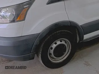 2017 Ford Transit с VIN 1FTYE1YM8HKA28386, выставлен на аукционе IAAI как лот 42774164 с пробегом 224 557 миль миль и . История ставок и продаж доступна на DreamBid. Изображение 44.