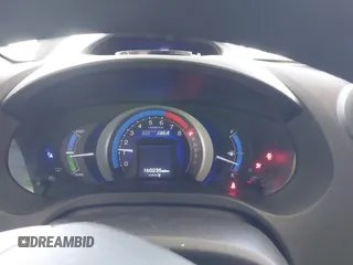 2011 Honda Insight с VIN JHMZE2H32BS004995, выставлен на аукционе IAAI как лот 42243680 с пробегом 160 235 миль миль и . История ставок и продаж доступна на DreamBid. Изображение 7.