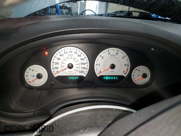 2005 Chrysler Town & Country Touring with VIN 2C4GP54L15R400125, listed as a Copart auction lot 46932135 with 94,034 mi miles and Non Repairable. Bid and sale history available at carsss.com. Image 9.
