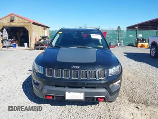 2018 Jeep Compass Trailhawk with VIN 3C4NJDDB8JT309192, listed as a IAAI auction lot 40840838 with 80,887 mi miles and . Bid and sale history available at carsss.com. Image 12.