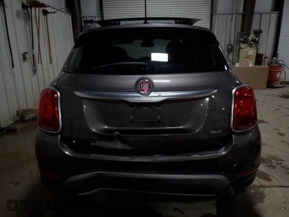 2016 FIAT 500X Trekking Plus с VIN ZFBCFYET6GP411632, выставлен на аукционе Copart как лот 43540735 с пробегом 87 608 миль миль и Списание • Salvage title. История ставок и продаж доступна на DreamBid. Изображение 6.