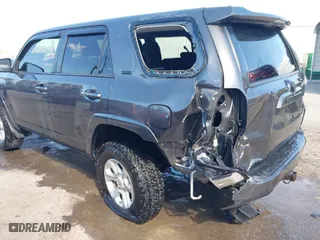 2017 Toyota 4Runner SR5 with VIN JTEBU5JR6H5424820, listed as a IAAI auction lot 41870164 with 119,857 mi miles. Bid and sale history available at carsss.com. Image 6.