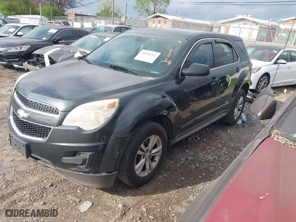 2012 Chevrolet Equinox LS with VIN 2GNALBEK8C1321415, listed as a IAAI auction lot 41950282 with 256,772 mi miles. Bid and sale history available at carsss.com. Image 2.