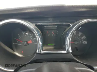 2008 Ford Mustang Deluxe z VIN 1ZVHT80N085132479, wystawiony jako Copart lot #54768695 z przebiegiem 42 404 mil mil oraz Szkoda całkowita • Salvage title. Historia ofert i sprzedaży dostępna na DreamBid. Obrazek 9.