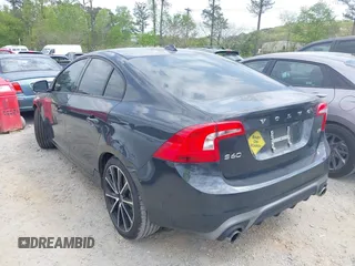 2017 Volvo S60 Dynamic with VIN YV126MFL8H2425928, listed as a IAAI auction lot 41994829 with 74,040 mi miles. Bid and sale history available at carsss.com. Image 3.