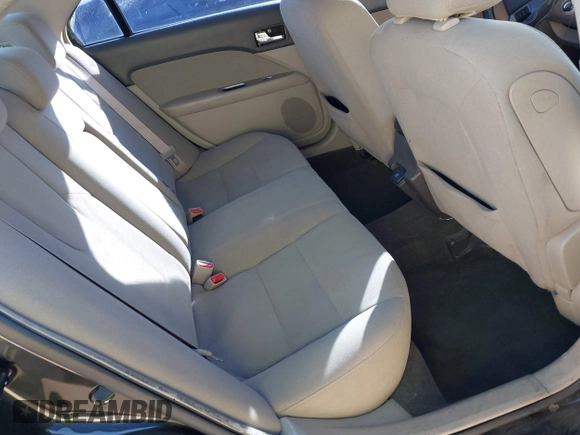 2010 Ford Fusion Hybrid with VIN 3FADP0L32AR149911, listed as a IAAI auction lot 41636037 with 148,431 mi miles. Bid and sale history available at carsss.com. Image 8.