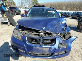 2007 BMW 3 Series 328xi with VIN WBAVT73507FZ35424, listed as a Copart auction lot 49740365 with 151,039 mi miles and Clean title. Bid and sale history available at DreamBid. Image 5.