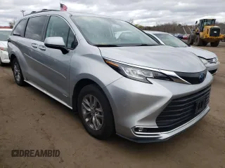 2021 Toyota Sienna XLE с VIN 5TDJSKFCXMS029634, выставлен на аукционе Copart как лот 53106515 с пробегом 43 962 миль миль и Списание • Salvage title. История ставок и продаж доступна на DreamBid. Изображение 4.