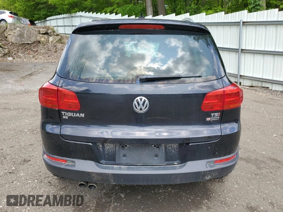 2016 Volkswagen Tiguan SE z VIN WVGBV7AX7GW516082, wystawiony jako Copart lot #59110585 z przebiegiem 65 912 mil mil oraz Czysty tytuł • Clean title. Historia ofert i sprzedaży dostępna na DreamBid. Obrazek 6.
