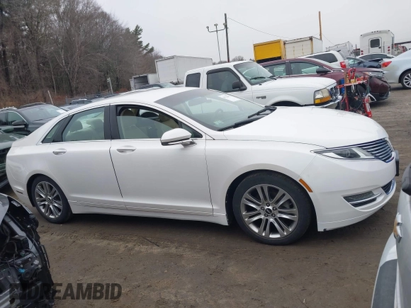 2013 Lincoln MKZ Hybrid with VIN 3LN6L2LUXDR805162, listed as a IAAI auction lot 41712177 with 53,784 mi miles. Bid and sale history available at carsss.com. Image 13.
