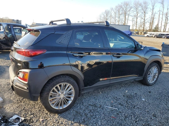 2018 Hyundai Kona SEL with VIN KM8K2CAA0JU078330, listed as a Copart auction lot 42398945 with 75,156 mi miles and Salvage Title. Bid and sale history available at carsss.com. Image 3.
