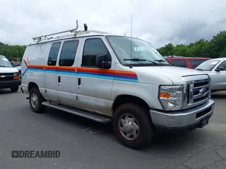 2013 Ford Econoline Cargo Commercial с VIN 1FTNE2EWXDDA23994, выставлен на аукционе IAAI как лот 42622505 с пробегом 226 678 миль миль и . История ставок и продаж доступна на DreamBid. Изображение 1.