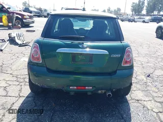 2013 MINI Hardtop with VIN WMWSU3C58DT545046, listed as a IAAI auction lot 42665896 with 60,973 mi miles and . Bid and sale history available at DreamBid. Image 16.