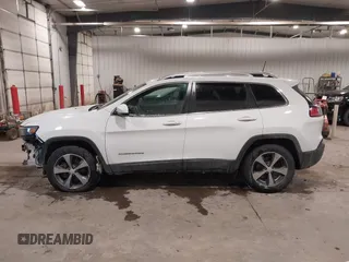 2019 Jeep Cherokee Limited z VIN 1C4PJMDX6KD138535, wystawiony jako IAAI lot #41551618 z przebiegiem 86 142 mil mil oraz . Historia ofert i sprzedaży dostępna na DreamBid. Obrazek 14.