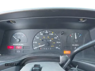 1995 Ford Taurus GL with VIN 1FALP52U8SA195242, listed as a IAAI auction lot 42634281 with 162,168 mi miles and . Bid and sale history available at DreamBid. Image 7.