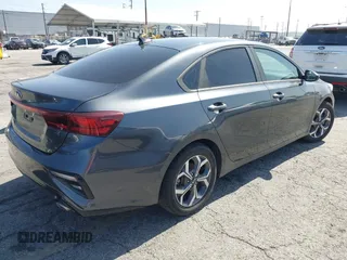 2019 Kia Forte LXS с VIN 3KPF24AD7KE090139, выставлен на аукционе IAAI как лот 42518490 с пробегом 137 371 миль миль и . История ставок и продаж доступна на DreamBid. Изображение 4.