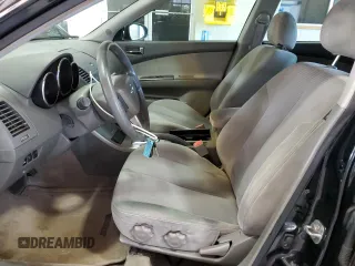 2005 Nissan Altima 2.5 z VIN 1N4AL11E15C100390, wystawiony jako Copart lot #59293435 z przebiegiem 172 157 mil mil oraz Szkoda całkowita • Salvage title. Historia ofert i sprzedaży dostępna na DreamBid. Obrazek 7.