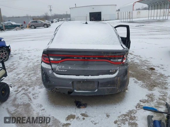 2016 Dodge Dart SXT z VIN 1C3CDFBB3GD661032, wystawiony jako IAAI lot #41613204 z przebiegiem Nie podano mil oraz . Historia ofert i sprzedaży dostępna na DreamBid. Obrazek 16.
