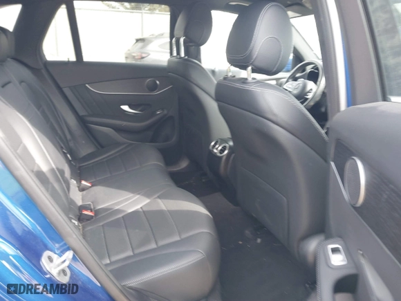 2022 Mercedes-Benz GLC with VIN W1N0G8EB1NG069727, listed as a IAAI auction lot 41841850 with 38,512 mi miles. Bid and sale history available at carsss.com. Image 8.