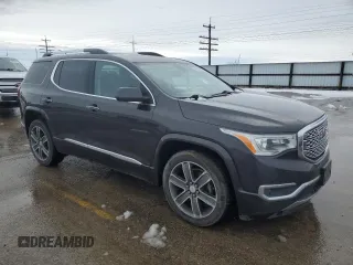 2017 GMC Acadia Denali z VIN 1GKKNXLSXHZ326755, wystawiony jako Copart lot #43527645 z przebiegiem 142 043 mil mil oraz Szkoda całkowita • Salvage title. Historia ofert i sprzedaży dostępna na DreamBid. Obrazek 4.