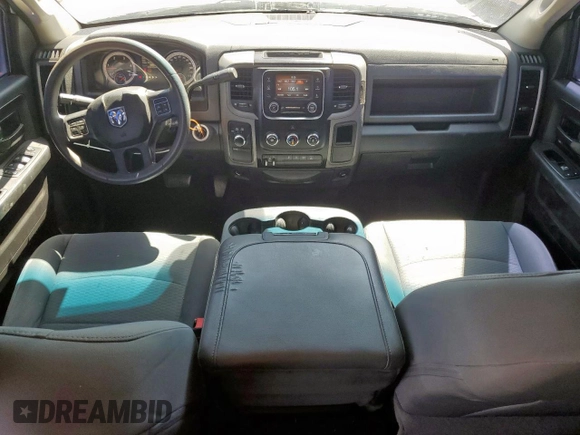 2018 Ram 2500 Tradesman z VIN 3C6UR5CL7JG148368, wystawiony jako Copart lot #57232865 z przebiegiem 225 023 mil mil oraz Czysty tytuł • Clean title. Historia ofert i sprzedaży dostępna na DreamBid. Obrazek 8.