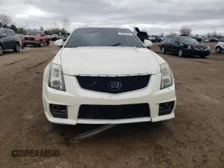 2012 Cadillac CTS-V z VIN 1G6DV5EP2C0144663, wystawiony jako Copart lot #53851045 z przebiegiem Nie podano mil oraz Szkody całkowita. Historia ofert i sprzedaży dostępna na DreamBid. Obrazek 5.