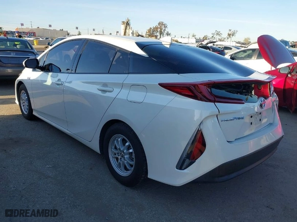 2020 Toyota Prius Prime LE with VIN JTDKARFP5L3145861, listed as a IAAI auction lot 41808638 with 83,362 mi miles. Bid and sale history available at carsss.com. Image 3.