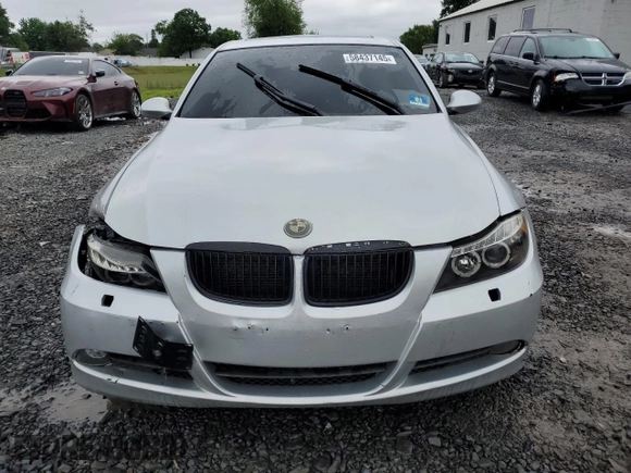 2006 BMW 3 Series 325xi with VIN WBAVD135X6KV00720, listed as a Copart auction lot 58437145 with 148,343 mi miles and Salvage title. Bid and sale history available at DreamBid. Image 5.