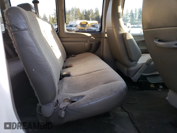 2015 Chevrolet Express Passenger LT с VIN 1GAZG1FG9F1204028, выставлен на аукционе Copart как лот 88367885 с пробегом 101 574 миль миль и Списание • Salvage title. История ставок и продаж доступна на DreamBid. Изображение 11.