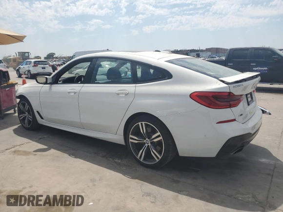 2019 BMW 6 Series 640i xDrive with VIN WBAJV6C50KBK08285, listed as a Copart auction lot 68740314 with 17,116 mi miles and Salvage Title. Bid and sale history available at carsss.com. Image 2.