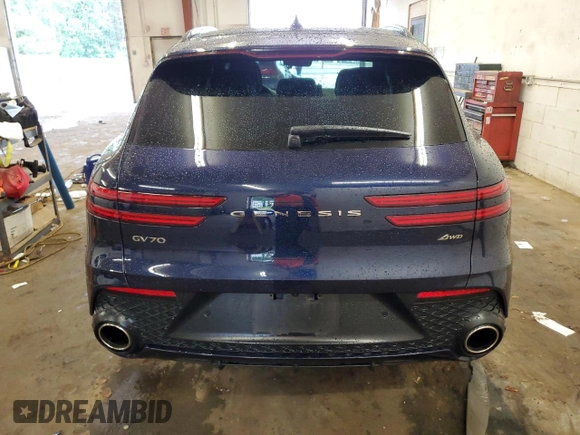 2024 Genesis GV70 2.5T z VIN 5NMMADTB1RH008074, wystawiony jako Copart lot #62561635 z przebiegiem 13 336 mil mil oraz Szkoda całkowita • Salvage title. Historia ofert i sprzedaży dostępna na DreamBid. Obrazek 6.