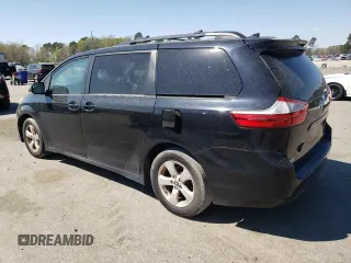 2018 Toyota Sienna LE Auto Access Seat with VIN 5TDKZ3DC5JS961681, listed as a Copart auction lot 50715505 with 201,696 mi miles and Clean Title. Bid and sale history available at carsss.com. Image 2.