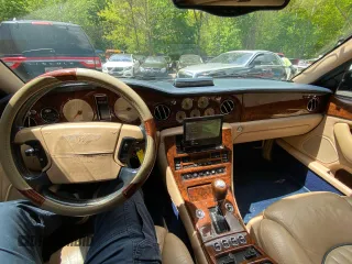2002 Bentley Arnage with VIN SCBLC31E62CX08029, listed as a Copart auction lot 57389945 with 86,082 mi miles and Clean Title. Bid and sale history available at DreamBid. Image 9.