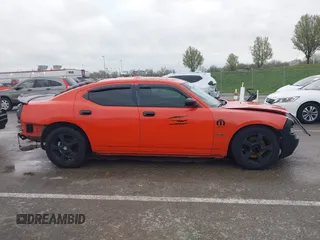 2008 Dodge Charger R/T with VIN 2B3LA53H98H203325, listed as a IAAI auction lot 41935565 with 168,058 mi miles and . Bid and sale history available at carsss.com. Image 14.