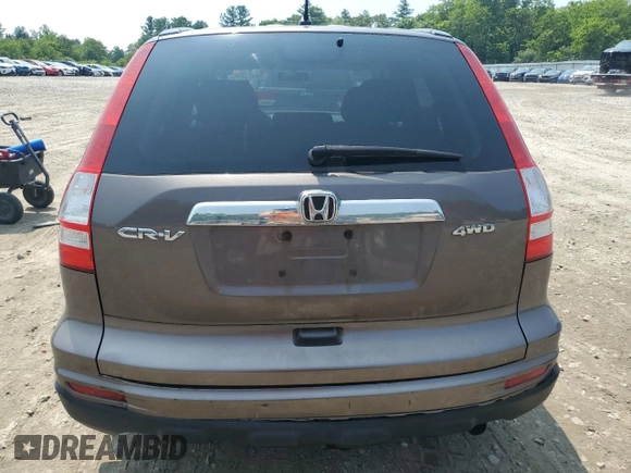 2010 Honda CR-V EX z VIN 3CZRE4H59AG701336, wystawiony jako Copart lot #59421675 z przebiegiem 236 561 mil mil oraz Czysty tytuł • Clean title. Historia ofert i sprzedaży dostępna na DreamBid. Obrazek 6.