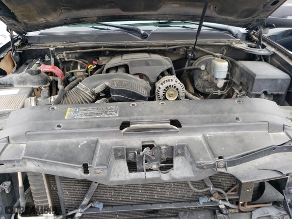 2008 Chevrolet Suburban LT w/3LT with VIN 3GNFC16018G163592, listed as a Copart auction lot 43748935 with 268,220 mi miles and Salvage Title. Bid and sale history available at carsss.com. Image 12.