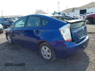 2010 Toyota Prius II with VIN JTDKN3DU2A0173643, listed as a IAAI auction lot 42088644 with 141,114 mi miles. Bid and sale history available at carsss.com. Image 3.