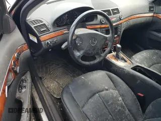 2005 Mercedes-Benz E 500 z VIN WDBUF70J55A666031, wystawiony jako Copart lot #70750964 z przebiegiem Nie podano mil oraz Nie do naprawy • Non repairable. Historia ofert i sprzedaży dostępna na DreamBid. Obrazek 8.